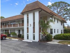 Quails Run Boulevard ~ Englewood